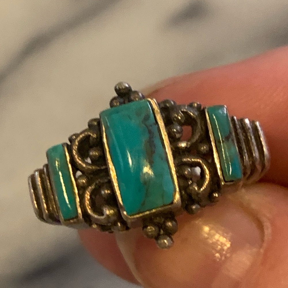 Sterling Silver & Turquoise Ring
